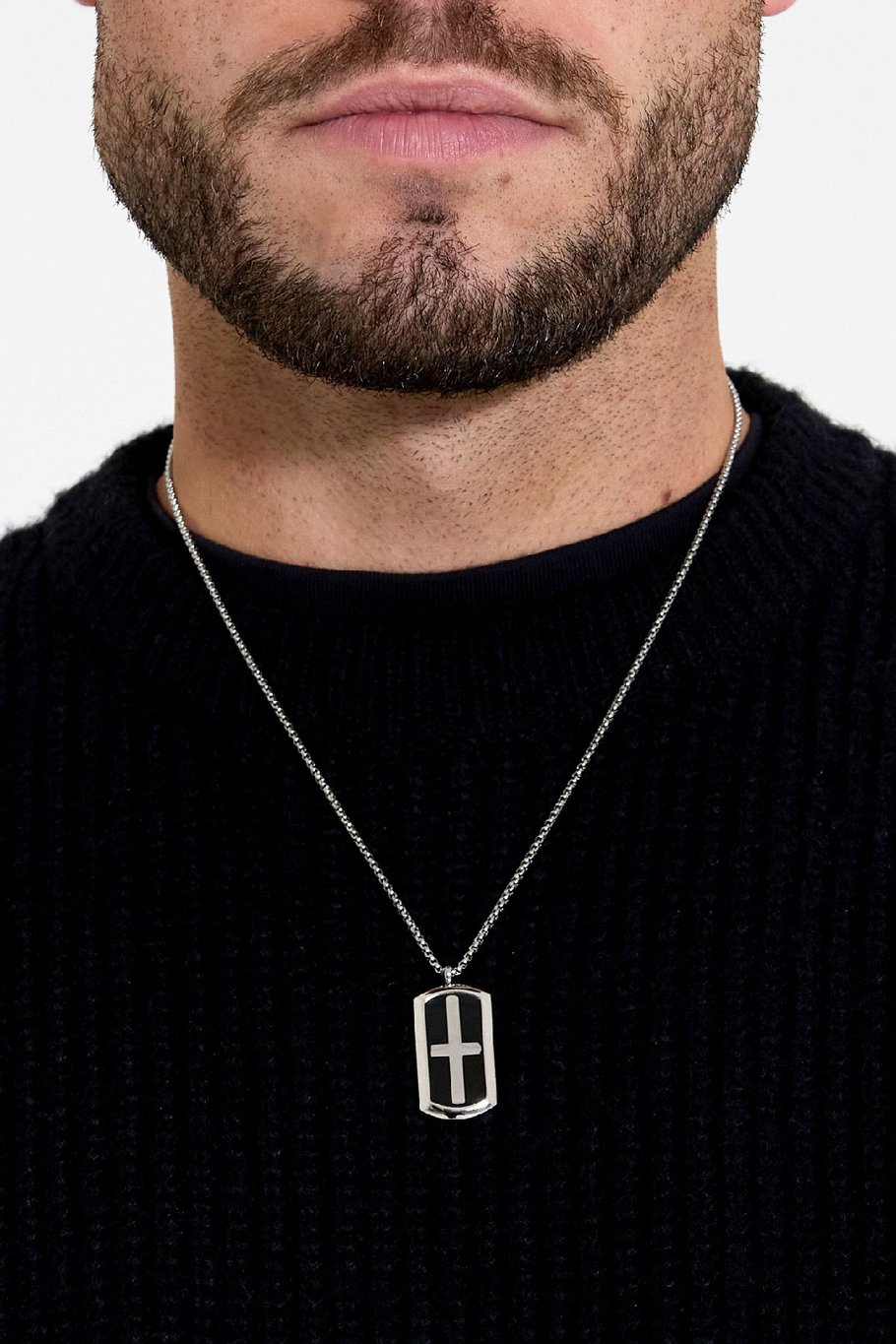 Collar de hombre con dije de cruz rectangular - plateado/negro Imagen3